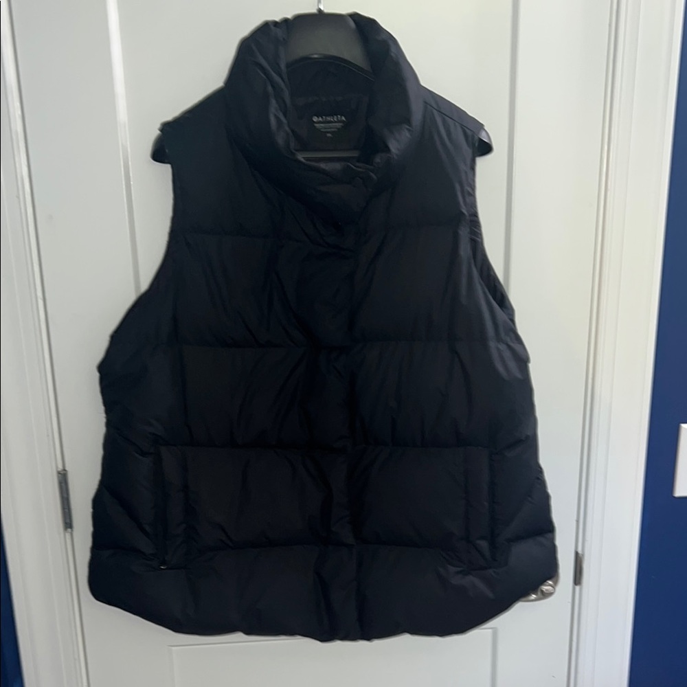 Athleta Black Puffer Vest